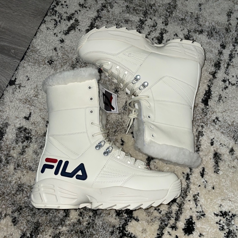 Fila Disruptor Sherling Boots